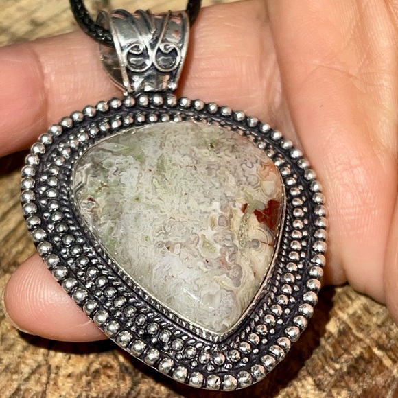 Crazy Lace Agate Pendant 2 1/4” - Picture 5 of 15